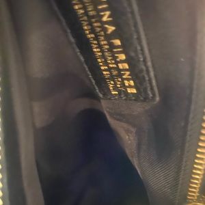 New purse. Shoulder strap. Italian leather.